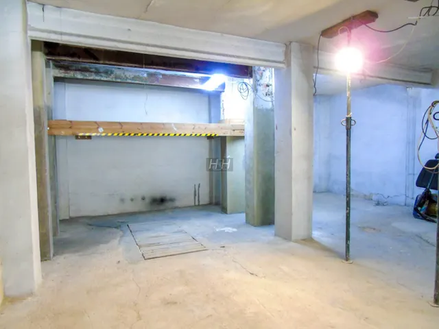 Estupendo local multifuncional en Canterería. / HH Asesores, Inmobiliaria en Burjassot/ — 7