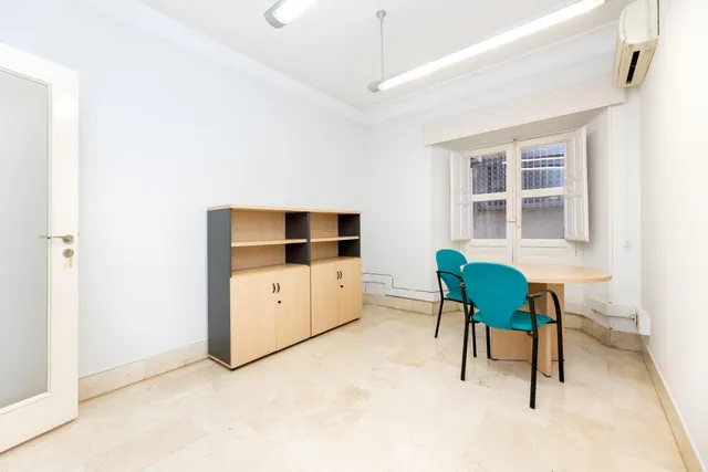Gran vivienda en Plaza Los Campos - 7 habitaciones — 26