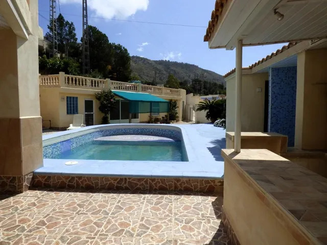 SE VENDE GRAN CHALET EN BELLA ORCHETA — 13