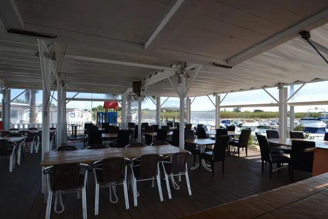 Local comercial 82m² en venta - Ajuntament — 13
