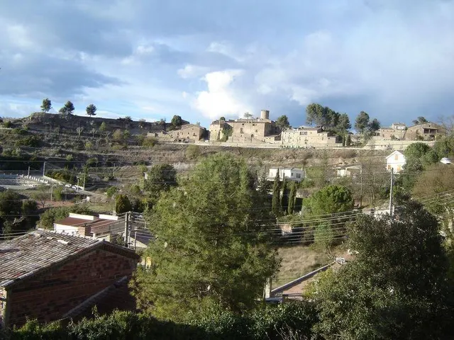 Terreno urbano de 360 m2 en Talamanca con vistas a Sant Llor - foto 5