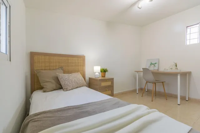 EXCLUSIVA REF 04339 Casa en pedanía de Lliria, núcleo de población a 2,5 km de Casinos. SUELO URBANIZABLE SIN TERRENO — 40