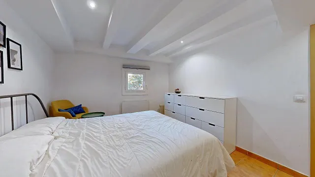 REFORMADO CON ENCANTO EN RAMBLA DEL POBLENOU – 6ª PLANTA SIN ASCENSOR — 31