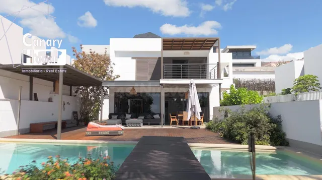 Villa moderna en venta en el Madroñal de Fañabe, Adeje . - foto 3