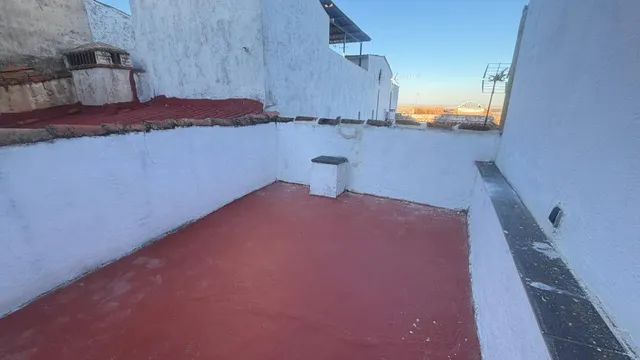 Casa Reformada en el Corazón de Cáceres - Oportunidad Única - foto 2