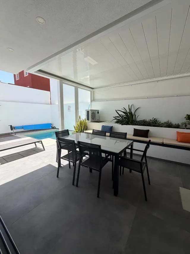 Casa con piscina privada junto al mar en La Listada — 21