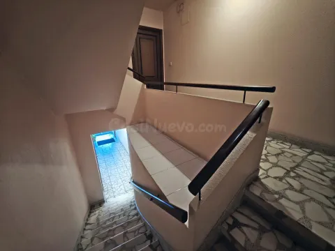 Dos locales para convertir en viviendas en Portanova, Ferrol