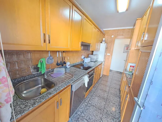 Piso de 3 habitaciones y amplio balcón en Gran playa, Santa  - foto 5