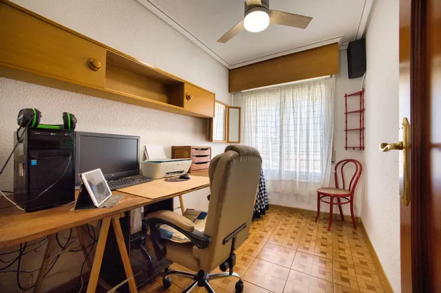 Vivienda de 4 dormitorios con terraza y urbanización en san blas — 17