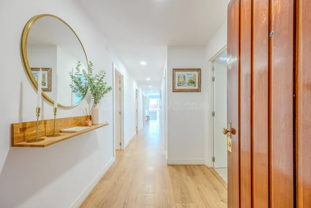 Exclusiva vivienda totalmente reformada en Triana - foto 2