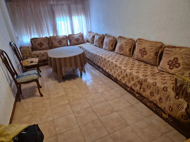 Casa de 4 habitaciones en Elda con encanto céntrico - foto 2