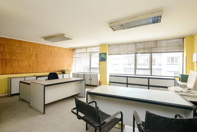 Oficina en venta en Calle La Cámara, Avilés – 95.000 €