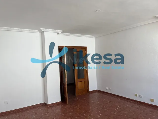 VENTA DE PISO EN LOPERA (JAÉN) - foto 5