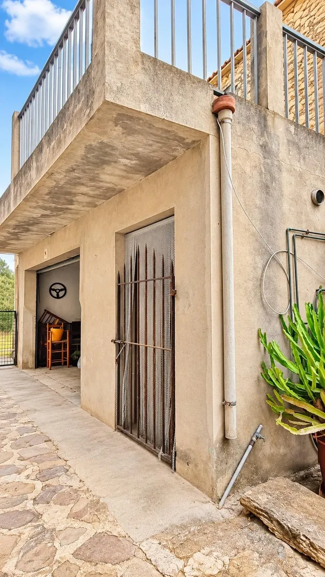Encantadora casa de pueblo con 4 habitaciones y garaje en plena Serra de Tramuntana. — 15