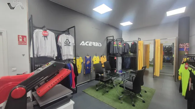 Local comercial 150m² en alquiler - CENTRO — 9
