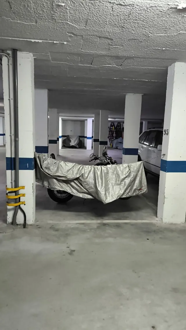 Plazas de Garaje desde 10000 euros mas de 25 cocheras — 10