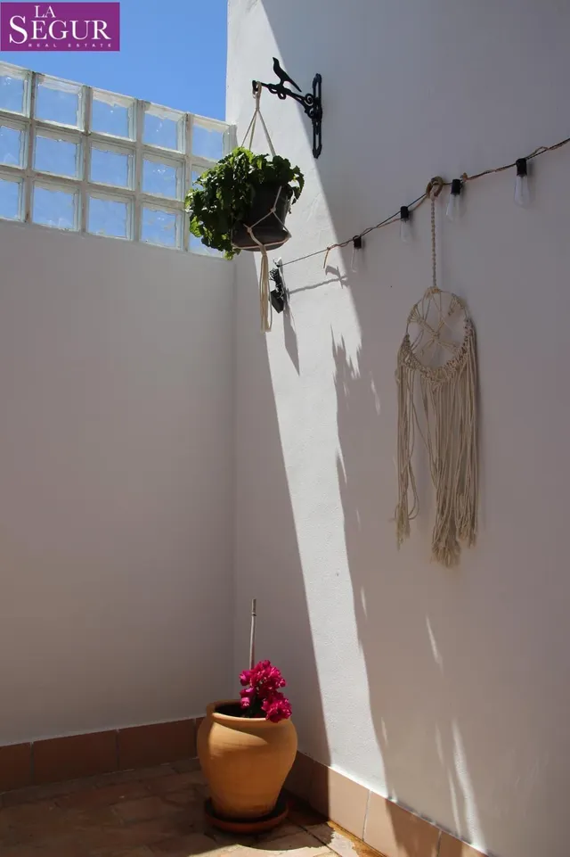 CASA EN PLANTA BAJA EN ZONA NUEVA — 13