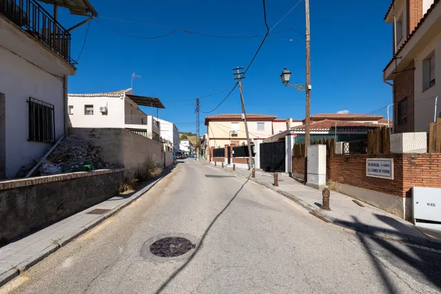 SOLAR EN VENTA EN UNA ZONA INMEJORABLE — 11