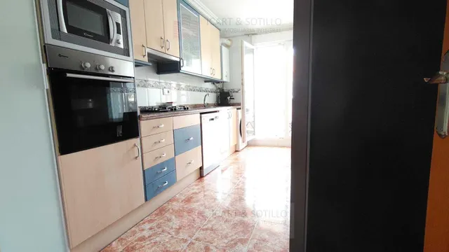 MAGNÍFICO PISO DE CUATRO DORMITORIOS Y GARAJE EN EL CASCO URBANO DE VINAROZ PARA ENTRAR A VIVIR — 21