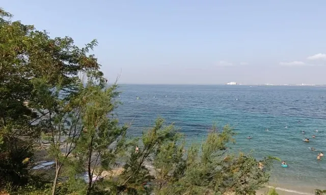 INCREIBLE ATICO CON VISTA MAR Y DELANTE PLAYA SEGOND MOLL EN ROSES — 43