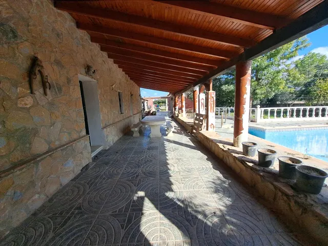 FINCA RURAL CON 4 VIVIENDAS Y NAVE — 24