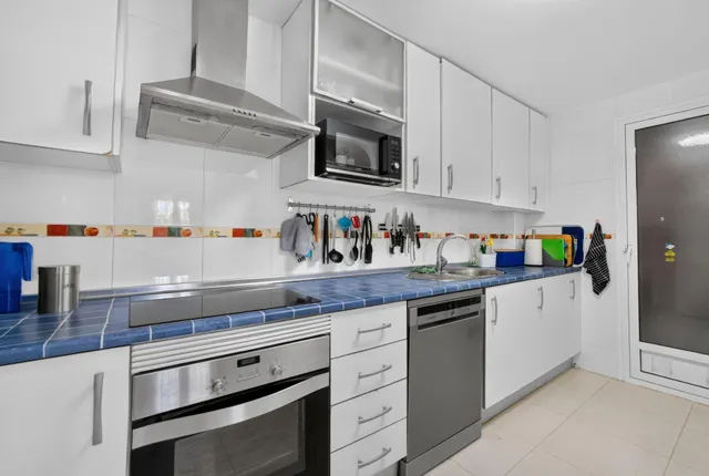 Residencial Zeniamar VIII – Acogedor adosado en esquina con solárium, piscina comunitaria, garaje y trastero — 10