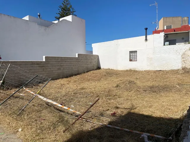 Oportunidad para construir - terreno urbanizable con proyecto. — 6
