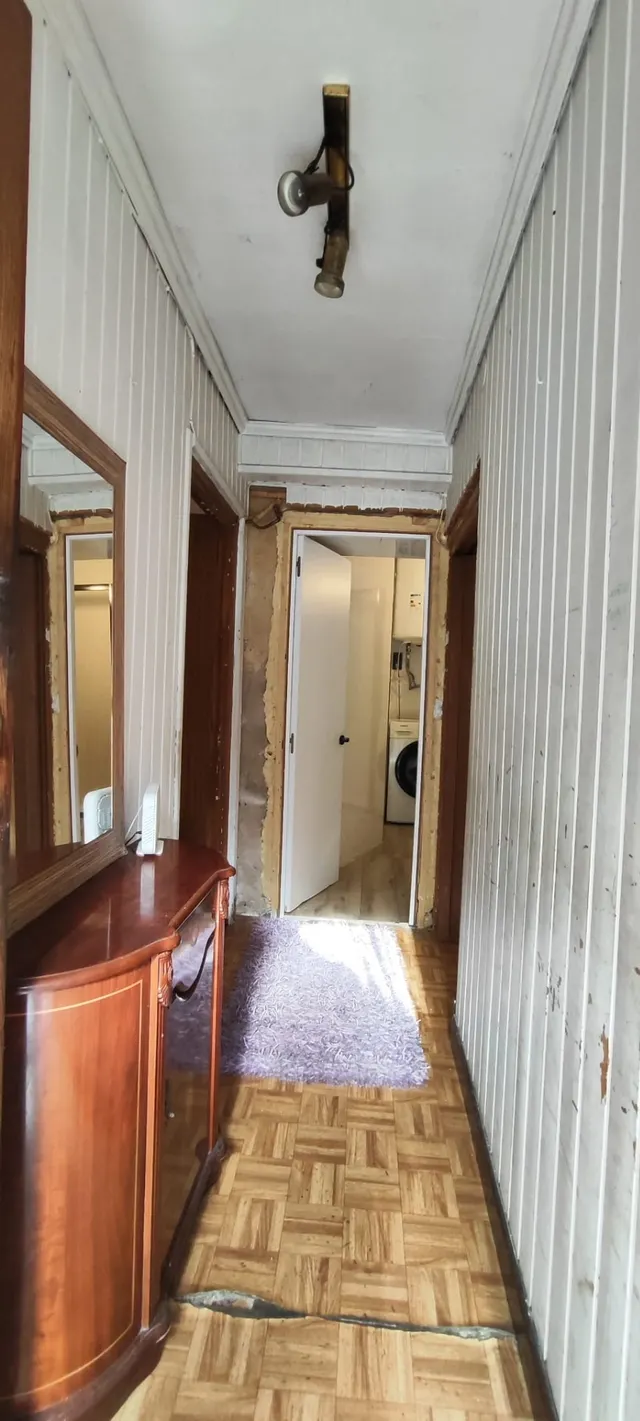 CASA PARA REFORMAR CON CUADRA, PAJAR Y DOS GARAJES EN TORRELAVEGA.- — 8