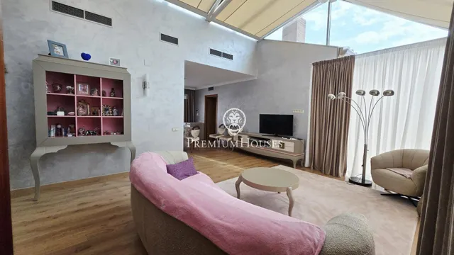 Preciosa casa de lujo en venta con vistas al mar y piscina en Calella — 46