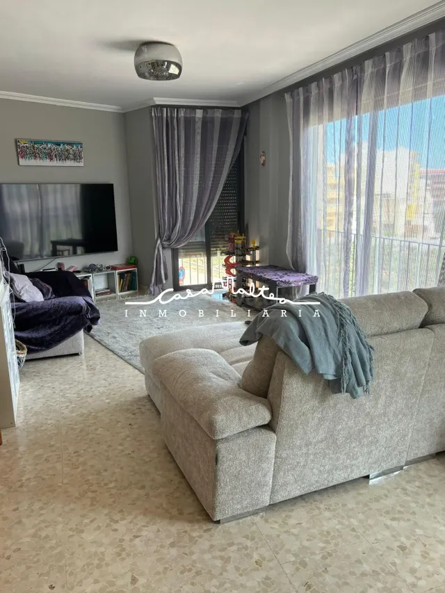 CASA EN CALLOSA D¨EN SARRIÁ CON VISTAS MAGNÍFICAS A LA MONTA - foto 3