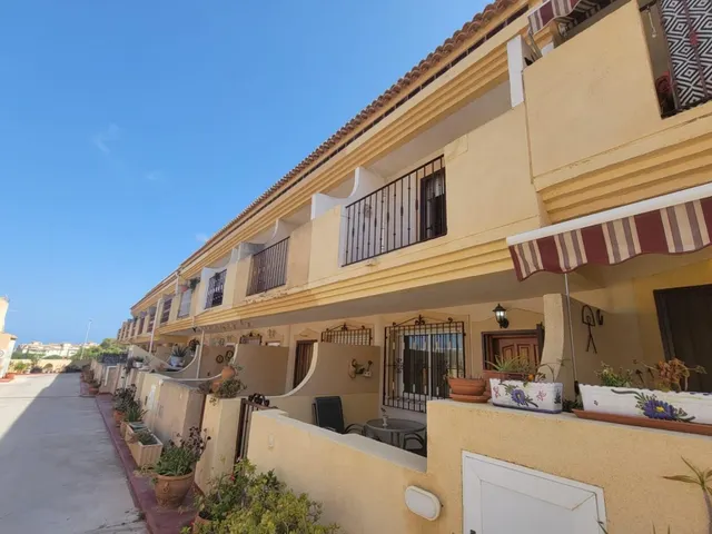 Casa 3 habitaciones 80m² en venta - La Zenia — 42