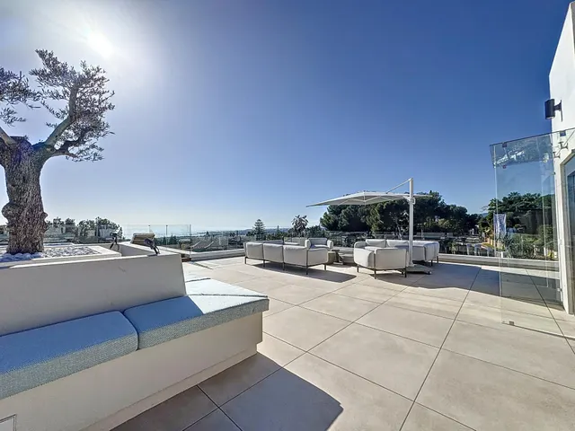 Moderna villa de lujo en la prestigiosa urbanización de Sierra Blanca, Marbella — 38