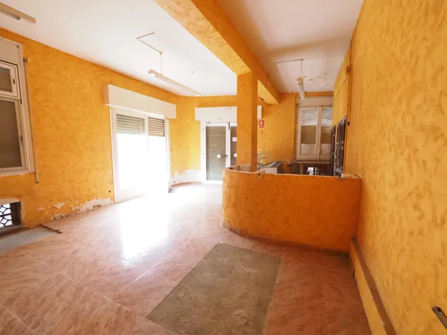 SE VENDE LOCAL COMERCIAL EN ARENYS DE MUNT, ZONA BELLAVISTA — 4