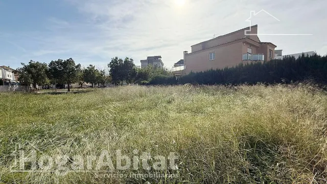 ¡ONDA-COREA! TERRENO URBANO Y AMPLIO CERCA DE LA AV BLASCO I - foto 2