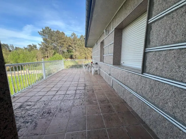 Casa en venta en Seixalbo - foto 2