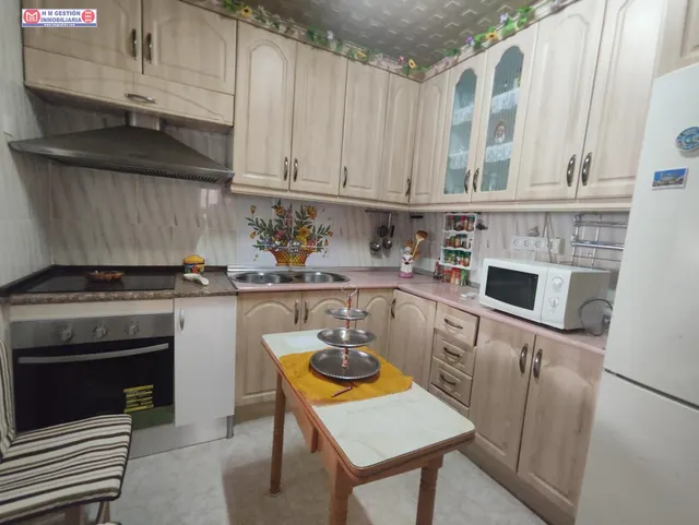 Casa adosada en esquina con dormitorio en planta baja — 10