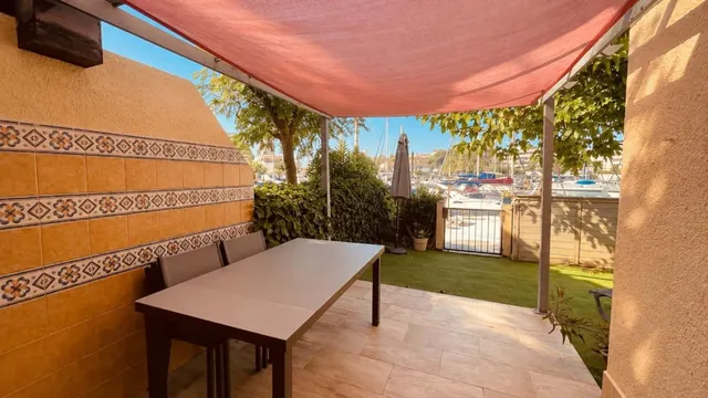 Casa de 3 dormitorios con amarre privado de 10 x 3,50 m, licencia turística y piscina comunitaria – Port Estrella, Santa Margarida, Roses — 24