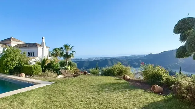 Chalet 4 habitaciones 190m² en venta - Istan pueblo — 28