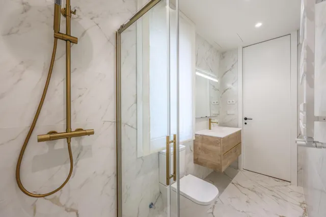 Exclusiva vivienda de lujo en planta alta con orientación sur junto al retiro — 36