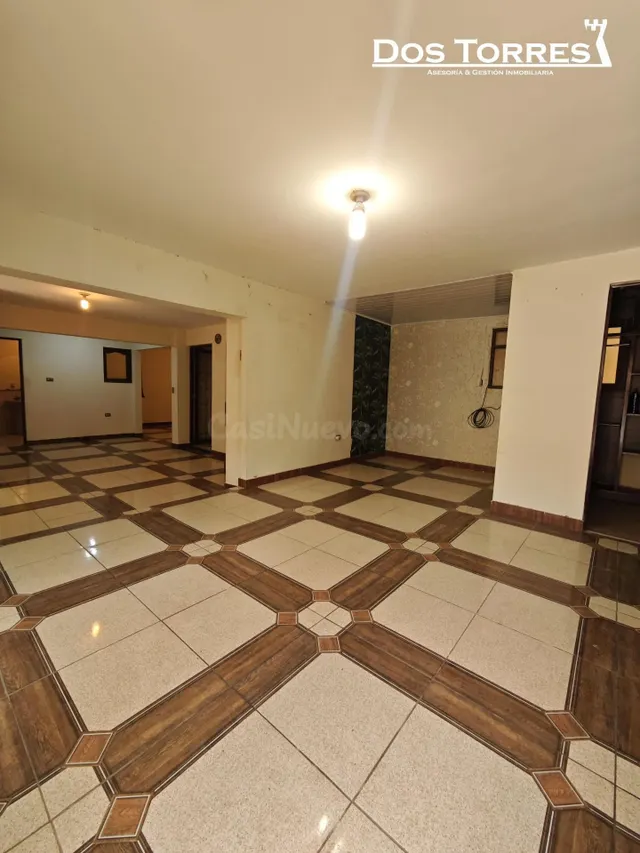 Casa 4 habitaciones 259m² en venta - Amancayas - foto 3