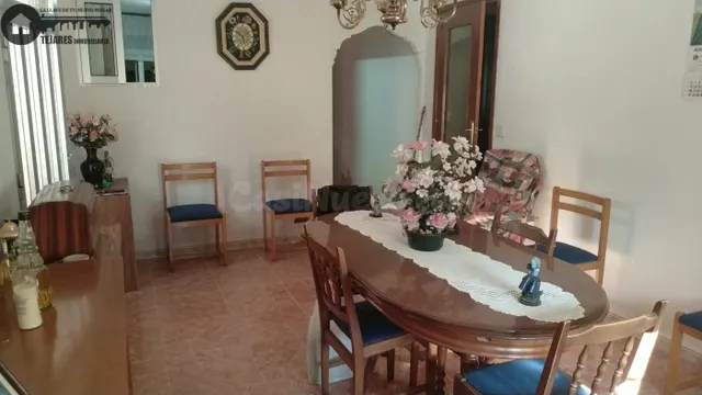 INMOBILIARIA TEJARES VENDE PISO EN EL JARDIN - foto 4