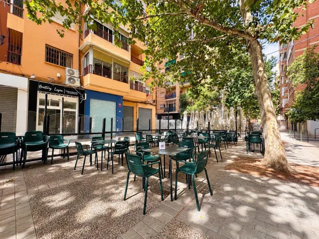 Bar-taberna en pleno funcionamiento – zaidín/vergeles, Granada — 19