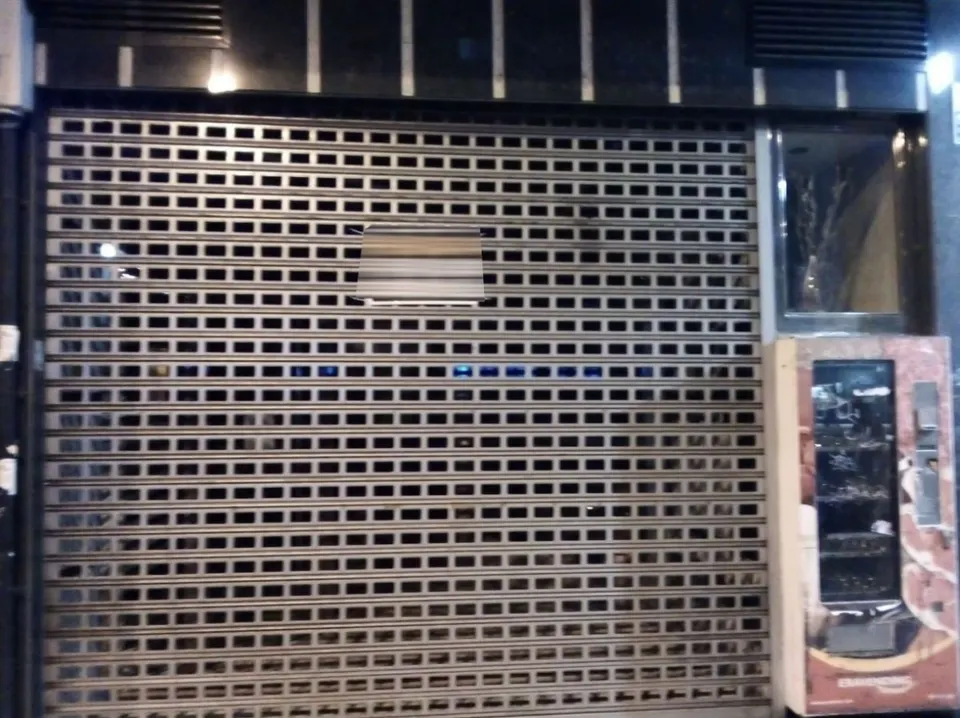Urbis te ofrece un estupendo local comercial en zona Alamedilla, Salamanca.