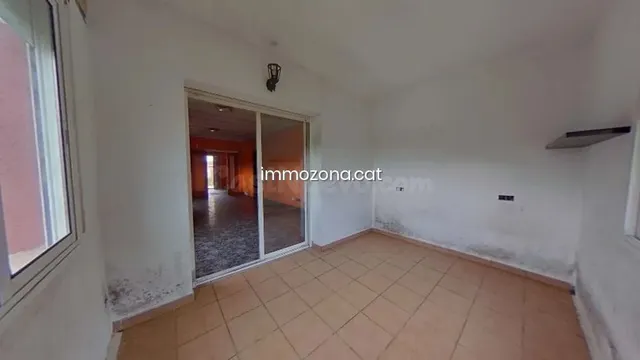 CASA 447 M2 4 habitaciones, PISCINA, PARCELA DE 1.062 M2. - foto 3
