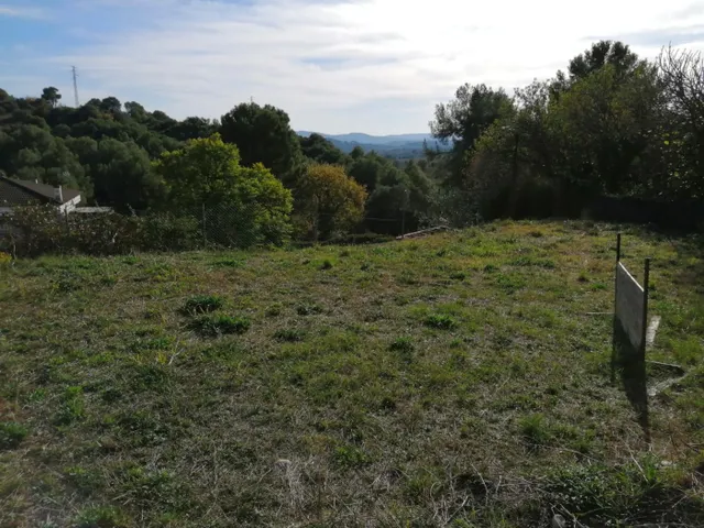 Terreno urbano de 512 m2 en Can Bonastre (Piera) — 3