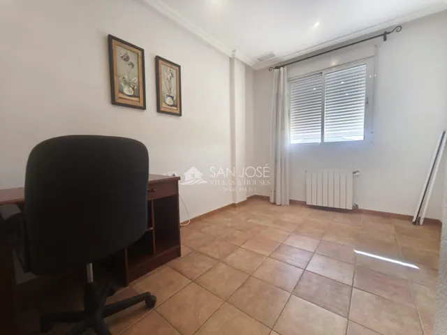 SE ALQUILA BUNGALOW AMUEBLADO EN BUEN ESTADO EN ASPE — 9