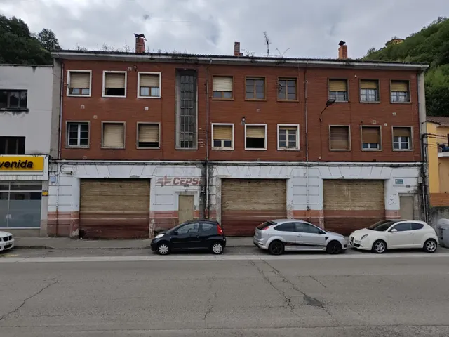 Edificio para Reforma Integral en el Centro de Sotrondio - S