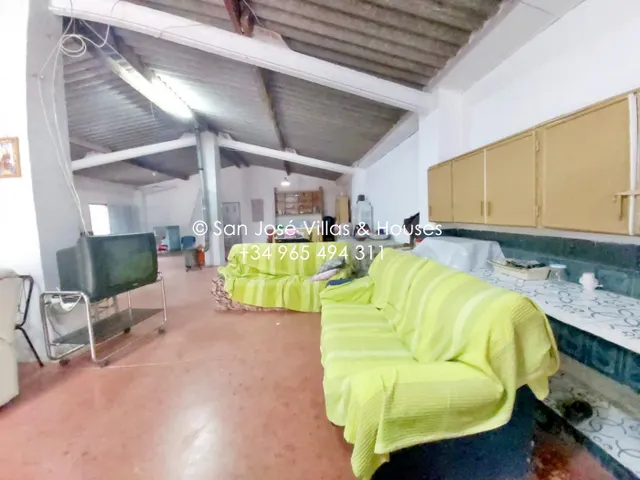 SE VENDE CASA DE CAMPO DIAFANA MUY CERCA DE ASPE — 6