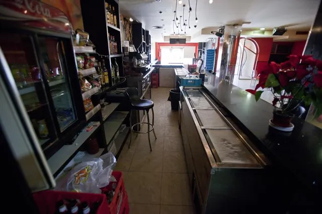 Pub en pleno funcionamiento en venta en Quintanar del Rey. — 11