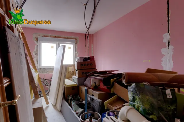 Piso de 3 dorm. + 2 baños (Para reformar) — 9
